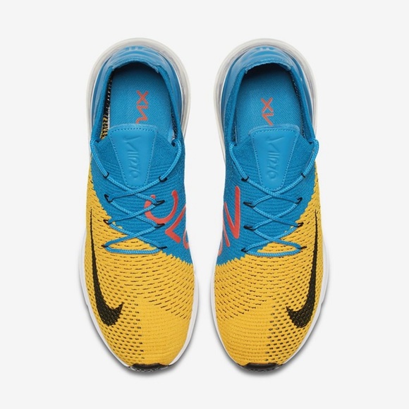 Men's Nike Air Max 270 Flyknit - Picture 4 of 6